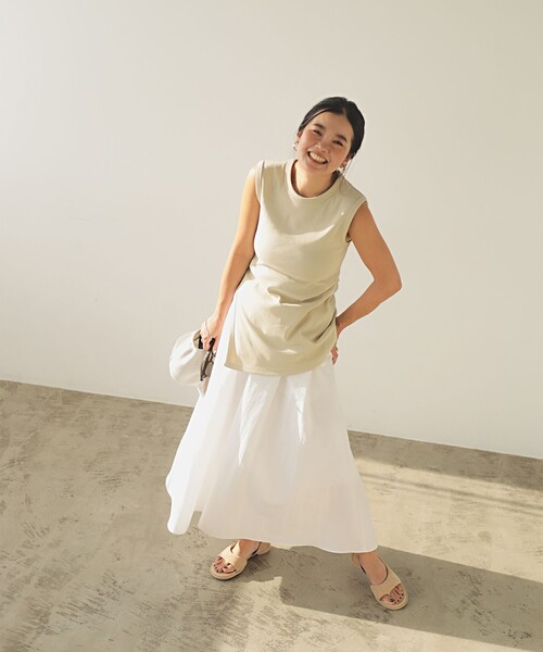 Demi-Luxe BEAMS（デミルクス ビームス）の「スリット ノースリーブ チュニック（Tシャツ/カットソー・レディース・ブラック/ホワイト系その他6・ONE SIZE）」の3枚目の写真