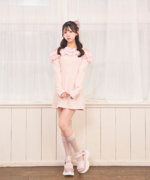 LAFARY（ラファリー）の「ギンガムオフショルカットワンピース（ワンピース・レディース・アイボリー/ピンク/ブラック・FREE）」の4枚目の写真