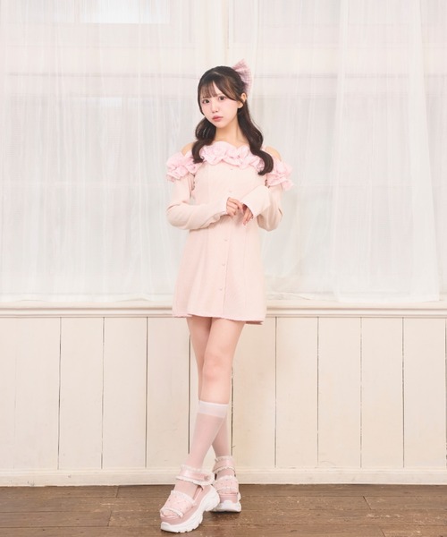 LAFARY（ラファリー）の「ギンガムオフショルカットワンピース（ワンピース・レディース・アイボリー/ピンク/ブラック・FREE）」の5枚目の写真