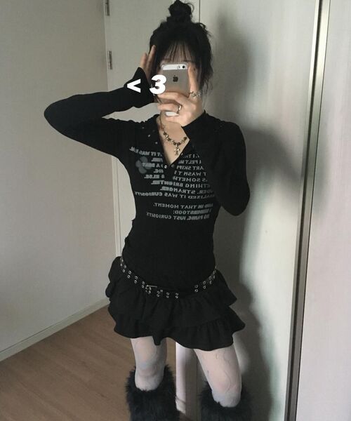 HOODHOOD(フッドフッド)の「クローバータイポフードロングスリーブTシャツブラック(Tシャツ/カットソー・レディース・その他・FREE)」の5枚目の写真