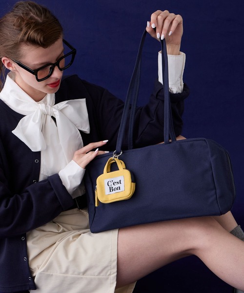 BONLECILL Marche(ボンルシールマルシェ)の「【BONLECILL Marche】ミニポーチ付きキャンバススクエアボストンバッグ(ボストンバッグ・レディース・ネイビー/ブルー/アイボリー/ブラック・FREE)」の1枚目の写真