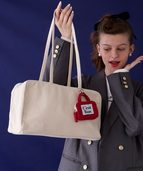 BONLECILL Marche(ボンルシールマルシェ)の「【BONLECILL Marche】ミニポーチ付きキャンバススクエアボストンバッグ(ボストンバッグ・レディース・ネイビー/ブルー/アイボリー/ブラック・FREE)」の7枚目の写真
