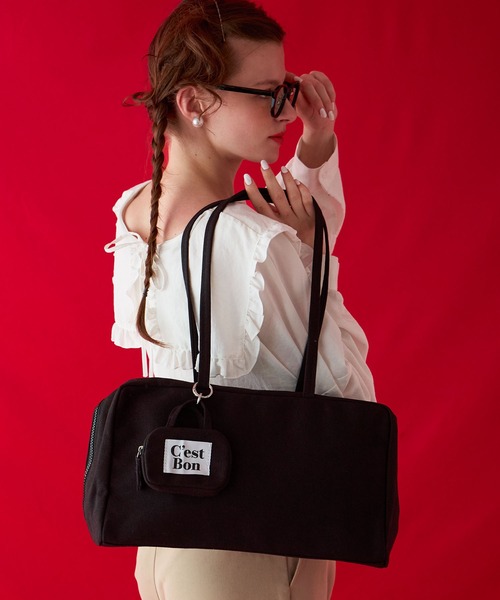 BONLECILL Marche(ボンルシールマルシェ)の「【BONLECILL Marche】ミニポーチ付きキャンバススクエアボストンバッグ(ボストンバッグ・レディース・ネイビー/ブルー/アイボリー/ブラック・FREE)」の13枚目の写真