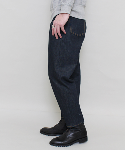 Lui's（ルイス）の「Lui's(ルイス) デニムサルエルパンツ（デニムパンツ・メンズ・インディゴブルー・MEDIUM/SMALL/LARGE）」の2枚目の写真