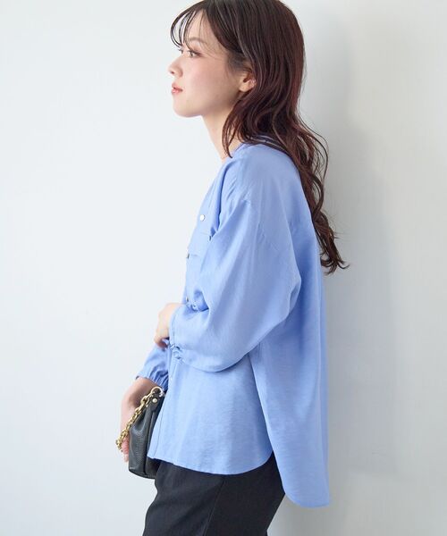 le.coeur blanc（ルクールブラン）の「ヴィンテージライクノーカラーブラウス（シャツ/ブラウス・レディース・オフホワイト/ライトブルー/チャコールグレー・38）」の8枚目の写真