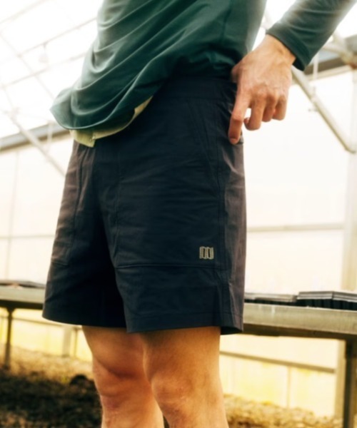 TOPO DESIGNS（トポデザインズ）の「縦横自在に伸びる4WAYストレッチ【TOPO DESIGNS】MESA SHORTS M　軽量速乾（その他パンツ・メンズ・ブルー/ブラック/イエロー・SMALL/MEDIUM/LARGE/X-LARGE）」の8枚目の写真