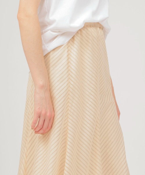 DRESSLAVE(ドレスレイブ)の「sheer stripe panel flare skirt(シアーストライプパネルフレアスカート)(スカート・レディース・ホワイト・38)」の6枚目の写真