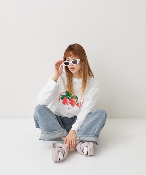 NIKE(ナイキ)の「ナイキ スポーツウェア ウィメンズ ロングスリーブ Tシャツ / Nike Sportswear Women's Long-Sleeve T-Shirt IR6977-100 White(Tシャツ/カットソー・レディース・ホワイト・L/M/XS/XL/S)」の7枚目の写真