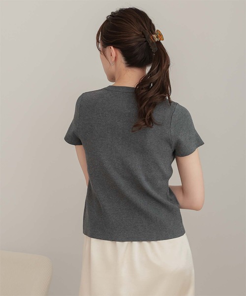 miette(ミエット)の「メニーボタン半袖サマーニットトップス(ニット/セーター・レディース・ブラック/チャコール/レッド/ライトブルー・L/M/S)」の14枚目の写真