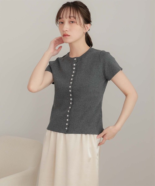 miette(ミエット)の「メニーボタン半袖サマーニットトップス(ニット/セーター・レディース・ブラック/チャコール/レッド/ライトブルー・L/M/S)」の18枚目の写真