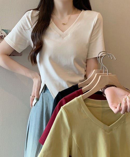 2ly2（トゥーリートゥー）の「アシンメトリーヘムVネックTシャツ（Tシャツ/カットソー・レディース・ブラック/イエロー/ベージュ/ボルドー・FREE）」の15枚目の写真
