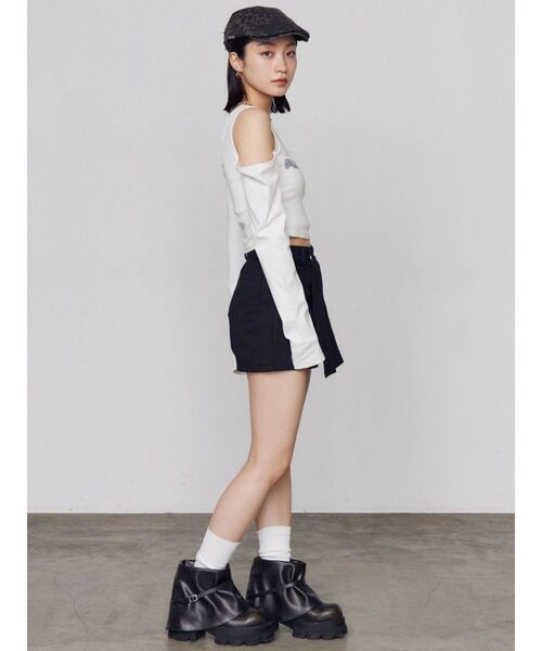 EMODA(エモダ)の「レイヤードロゴロンT(Tシャツ/カットソー・レディース・チャコールグレー/ホワイト/グレー/ブラック・FREE)」の7枚目の写真