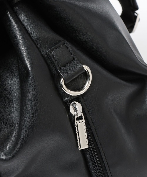 HARE(ハレ)の「プレートデザインフラップリュック(HARE)(バックパック/リュック・レディース・ブラック系その他/ブラック・FREE)」の16枚目の写真
