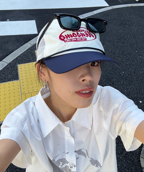CIAOPANIC TYPY(チャオパニックティピー)の「【UNISEX】トラッカーメッシュキャップ(キャップ・レディース・ネイビー/ブルー/チャコールグレー・ONE SIZE)」の4枚目の写真