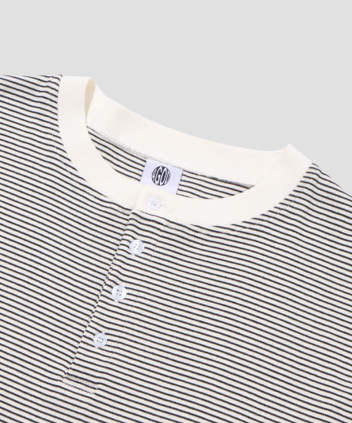 AGOD（エージーオーディー）の「ロールアップスナップヘンリーネックストライプハーフTシャツ[アイボリー]（Tシャツ/カットソー・レディース・その他・LARGE/SMALL/MEDIUM）」の6枚目の写真