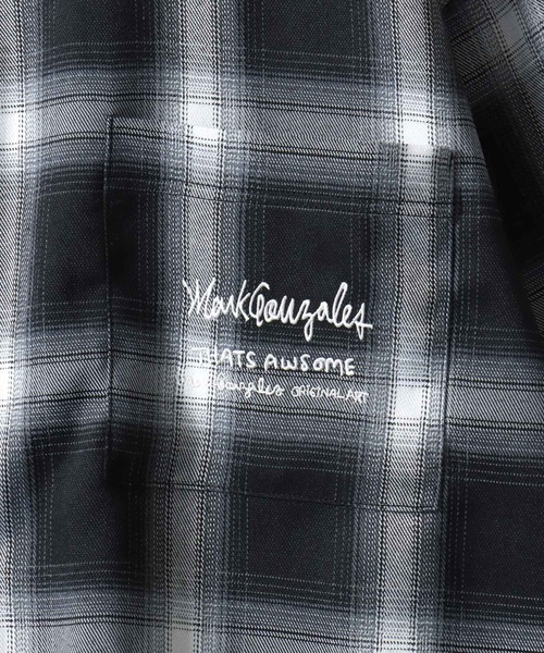 Mark Gonzales(マーク・ゴンザレス)の「MARK GONZALES ARTWORK COLLECTION/マークゴンザレス 別注 ビッグシルエット バックプリント ワンポイント刺繍 オンブレチェック 半袖シャツ(シャツ/ブラウス・メンズ・ブラック×ライム/ブラック×ブルー/ブラック×ホワイト/ブラック×グレー・XL/L/M)」の17枚目の写真