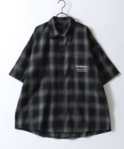 Mark Gonzales(マーク・ゴンザレス)の「MARK GONZALES ARTWORK COLLECTION/マークゴンザレス 別注 ビッグシルエット バックプリント ワンポイント刺繍 オンブレチェック 半袖シャツ(シャツ/ブラウス・メンズ・ブラック×ライム/ブラック×ブルー/ブラック×ホワイト/ブラック×グレー・XL/L/M)」の9枚目の写真