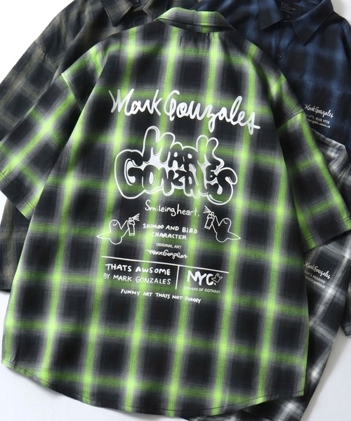 Mark Gonzales(マーク・ゴンザレス)の「MARK GONZALES ARTWORK COLLECTION/マークゴンザレス 別注 ビッグシルエット バックプリント ワンポイント刺繍 オンブレチェック 半袖シャツ(シャツ/ブラウス・メンズ・ブラック×ライム/ブラック×ブルー/ブラック×ホワイト/ブラック×グレー・XL/L/M)」の8枚目の写真