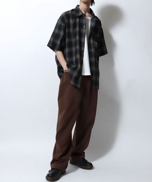 Mark Gonzales(マーク・ゴンザレス)の「MARK GONZALES ARTWORK COLLECTION/マークゴンザレス 別注 ビッグシルエット バックプリント ワンポイント刺繍 オンブレチェック 半袖シャツ(シャツ/ブラウス・メンズ・ブラック×ライム/ブラック×ブルー/ブラック×ホワイト/ブラック×グレー・XL/L/M)」の14枚目の写真