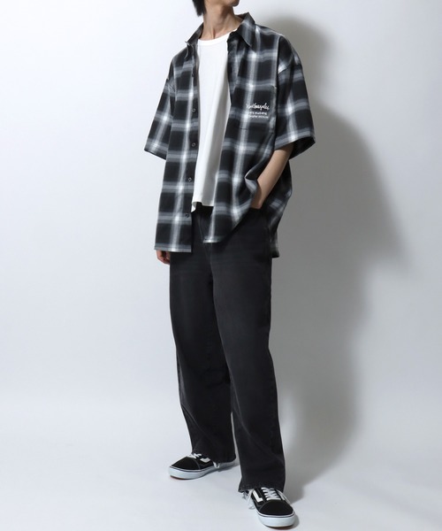 Mark Gonzales(マーク・ゴンザレス)の「MARK GONZALES ARTWORK COLLECTION/マークゴンザレス 別注 ビッグシルエット バックプリント ワンポイント刺繍 オンブレチェック 半袖シャツ(シャツ/ブラウス・メンズ・ブラック×ライム/ブラック×ブルー/ブラック×ホワイト/ブラック×グレー・XL/L/M)」の20枚目の写真