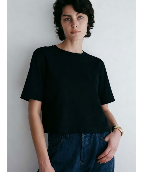 HER.(ハー)の「コンパクトTシャツ(Tシャツ/カットソー・レディース・ブラック/ホワイト・フリー)」の2枚目の写真