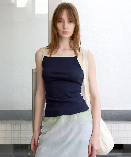 LEVAR（レバー）の「Color-Line Ribbed Sleeveless Top - Navy（Tシャツ/カットソー・レディース・ネイビー・FREE）」の2枚目の写真
