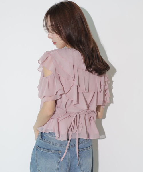 Mystrada(マイストラーダ)の「ラッフルフリルブラウス(シャツ/ブラウス・レディース・ピンク/ブラック/ブルーグレー/ドット・36/38)」の12枚目の写真