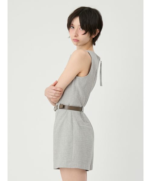 LILY BROWN(リリーブラウン)の「ボタンディテールミニロンパース(つなぎ/オールインワン・レディース・ベージュ/チャコールグレー/マルチ・0/1)」の9枚目の写真