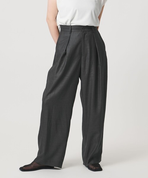 MARW UNITED ARROWS(マルゥ ユナイテッドアローズ)の「<MARW UNITED ARROWS>タック テーパード パンツ UVカット・接触冷感(その他パンツ・レディース・ダークグレー/ネイビー/ダークブラウン・36/34/38)」の2枚目の写真