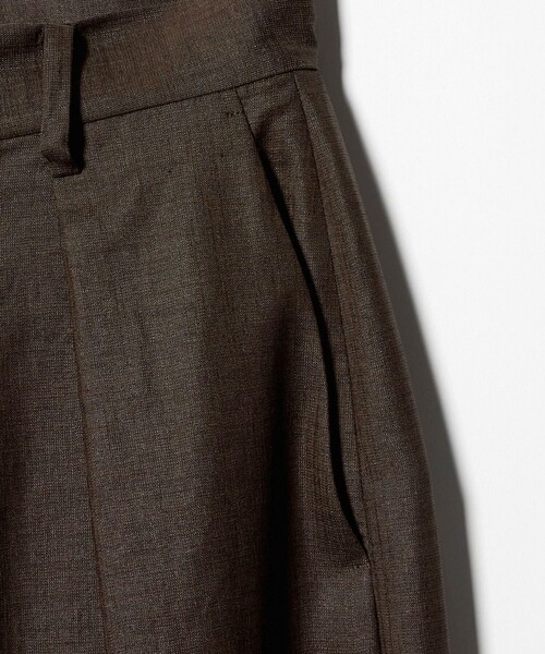 MARW UNITED ARROWS(マルゥ ユナイテッドアローズ)の「<MARW UNITED ARROWS>タック テーパード パンツ UVカット・接触冷感(その他パンツ・レディース・ダークグレー/ネイビー/ダークブラウン・36/34/38)」の7枚目の写真