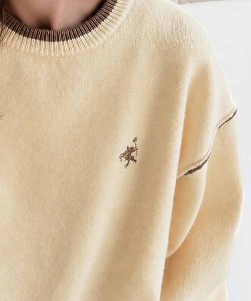 classicalelf(クラシカルエルフ)の「ゆるっと上品、やさしく映える。胸刺繍入り配色クルーネックオーバーサイズニット(長袖)(ニット/セーター・レディース・ネイビー/杢グレー/ベージュ系・SMALL/MEDIUM/LARGE/X-LARGE)」の20枚目の写真