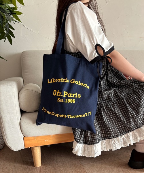 kutir（クティール）の「kutirlune／カラートートバッグ（トートバッグ・レディース・パープル/ネイビー/レッド/ピンク/ホワイト/ダークグリーン/イエロー・FREE）」の4枚目の写真