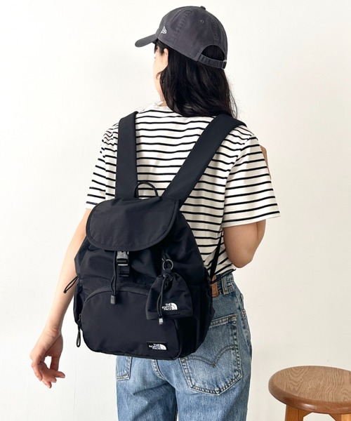 THE NORTH FACE（ザノースフェイス）の「THE NORTH FACE(ザ・ノースフェイス)/巾着型 軽量 リュック バックパック/W'S BREEZE BACKPACK S（バックパック/リュック・レディース・サンドベージュ/ブラック/ピンク・FREE）」の19枚目の写真