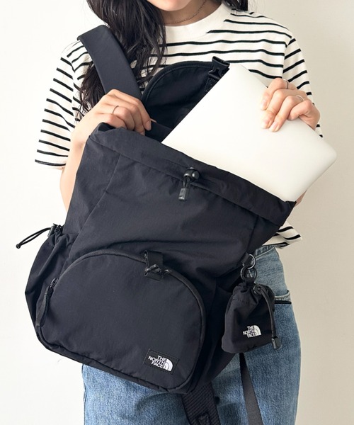 THE NORTH FACE（ザノースフェイス）の「THE NORTH FACE(ザ・ノースフェイス)/巾着型 軽量 リュック バックパック/W'S BREEZE BACKPACK S（バックパック/リュック・レディース・サンドベージュ/ブラック/ピンク・FREE）」の13枚目の写真