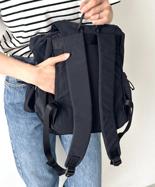 THE NORTH FACE（ザノースフェイス）の「THE NORTH FACE(ザ・ノースフェイス)/巾着型 軽量 リュック バックパック/W'S BREEZE BACKPACK S（バックパック/リュック・レディース・サンドベージュ/ブラック/ピンク・FREE）」の15枚目の写真