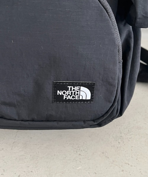 THE NORTH FACE（ザノースフェイス）の「THE NORTH FACE(ザ・ノースフェイス)/巾着型 軽量 リュック バックパック/W'S BREEZE BACKPACK S（バックパック/リュック・レディース・サンドベージュ/ブラック/ピンク・FREE）」の10枚目の写真