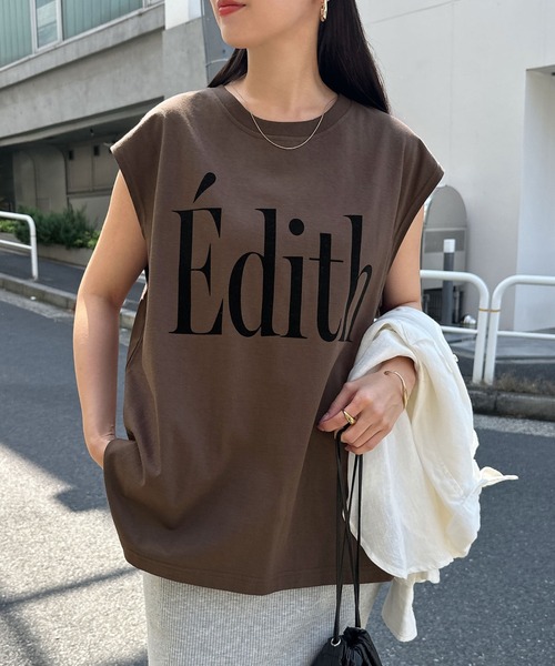 andme(アンドミー)の「汗染み防止ビッグロゴプリントTシャツ【フロッキー/メタリック】(Tシャツ/カットソー・レディース・ブラウン系その他/チャコールグレー×ブラック/グレー系その他/ホワイト×ブラック/ホワイト×シルバー・M)」の5枚目の写真
