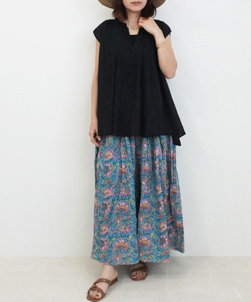 SELECT LEVERY(セレクトリベリー)の「コットンボイルシアーブラウス(シャツ/ブラウス・レディース・ブラック/オフホワイト/ライトブルー・FREE)」の14枚目の写真