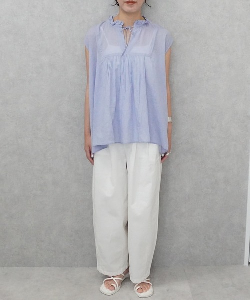 SELECT LEVERY(セレクトリベリー)の「コットンボイルシアーブラウス(シャツ/ブラウス・レディース・ブラック/オフホワイト/ライトブルー・FREE)」の11枚目の写真