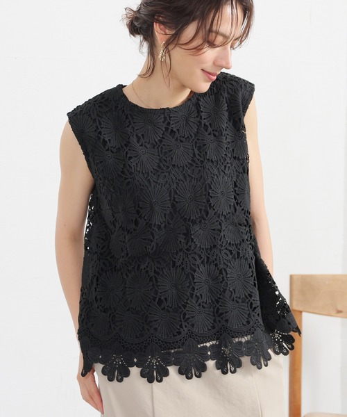 GLACIER lusso(グラシアルッソ)の「【美冷・接触冷感】フレンチレーストップス(Tシャツ/カットソー・レディース・ブラック/アイボリー・L/LL/M/S)」の2枚目の写真