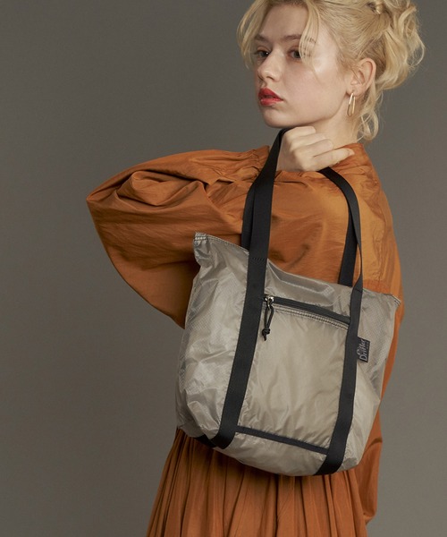 Drifter(ドリフター)の「PACK TOTE S/パックトート(Sサイズ)(トートバッグ・レディース・シルバー/ブラック/ブラウン・FREE)」の1枚目の写真