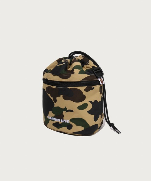 A BATHING APE(アベイシングエイプ)の「1ST CAMO DRAWSTRING BAG(ショルダーバッグ・メンズ・イエロー/グリーン・FREE)」の4枚目の写真