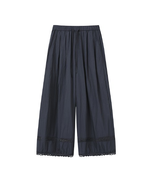 LUCPY(ラクピー)の「レースラインバルーンワイドパンツ(その他パンツ・レディース・ライトブルー/ホワイト/ネイビー・LARGE/MEDIUM/SMALL)」の5枚目の写真