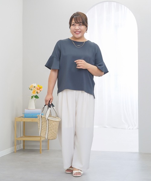 anyfee(エニフィー)の「【anyfee×HINAコラボ】サマラクすっきりフレアチューリップスリーブブラウス《大きいサイズ》(2026SS)(シャツ/ブラウス・レディース・ベージュ/ネイビー/アイボリー/チャコール・LL/3L/4L/5L)」の5枚目の写真