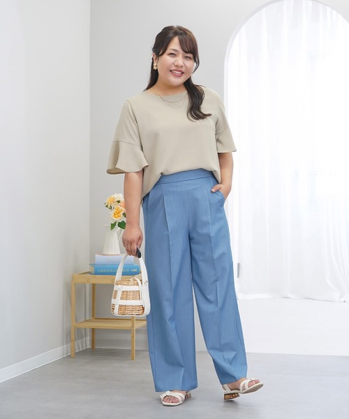 anyfee(エニフィー)の「【anyfee×HINAコラボ】サマラクすっきりフレアチューリップスリーブブラウス《大きいサイズ》(2026SS)(シャツ/ブラウス・レディース・ベージュ/ネイビー/アイボリー/チャコール・LL/3L/4L/5L)」の13枚目の写真