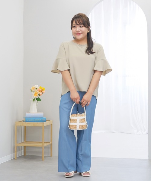 anyfee(エニフィー)の「【anyfee×HINAコラボ】サマラクすっきりフレアチューリップスリーブブラウス《大きいサイズ》(2026SS)(シャツ/ブラウス・レディース・ベージュ/ネイビー/アイボリー/チャコール・LL/3L/4L/5L)」の10枚目の写真