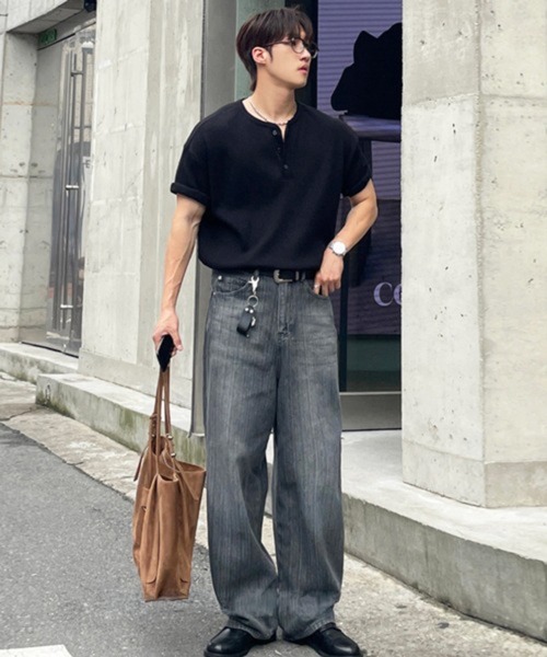 NOWLE(ノウル)の「【NOWLE】凹凸ワッフル サーマル ヘンリーネック 半袖 Tシャツ/ アーバンリラックス ショートスリーブ トップス(Tシャツ/カットソー・メンズ・ネイビー/グレー/ダークブラウン/ブラック/ホワイト・MEDIUM/LARGE/X-LARGE/SMALL)」の13枚目の写真