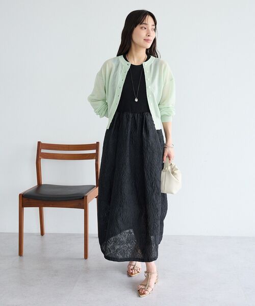 CRAFT STANDARD BOUTIQUE(クラフトスタンダードブティック)の「強撚シアークルーネックショート丈ニットカーディガン(カーディガン/ボレロ・レディース・グリーン/パープル/ブラック・FREE)」の8枚目の写真