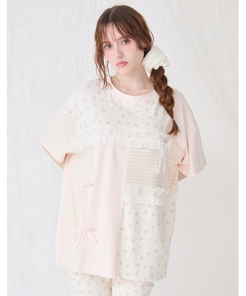 Lolime by mellfy memory(ロリミー バイ メルフィーメモリー)の「floral patchwork T-shirts(Tシャツ/カットソー・レディース・ブルー/ピンク・FREE)」の6枚目の写真