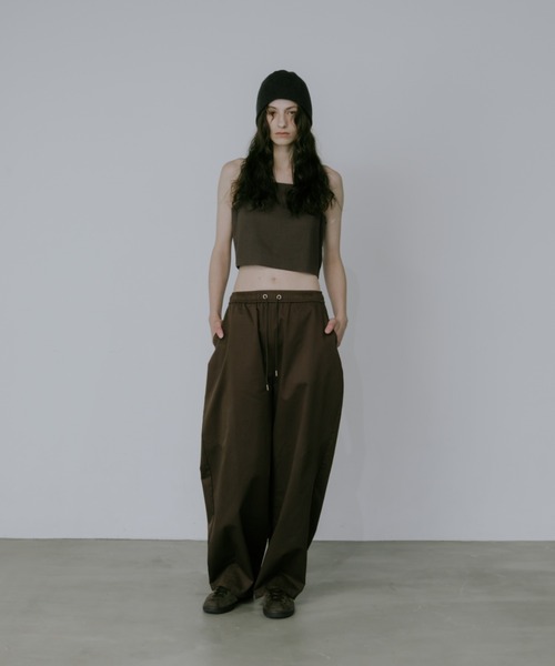 lit（リット）の「Linen Cropped Camisole（キャミソール・レディース・ブラック/モカ/ベージュ・FREE）」の11枚目の写真